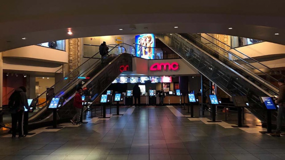 42860462_MegaMallMovieEntrance.thumb.png.bfa20240640409dc87ae7f6fca23bf96.png